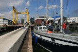 Hoy en el muelle de De Gier Maritiem, preparando el barco para el zarpe de mañana­