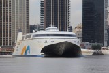 Catamarán Francisco, que cubre la ruta Buenos Aires - Montevideo 